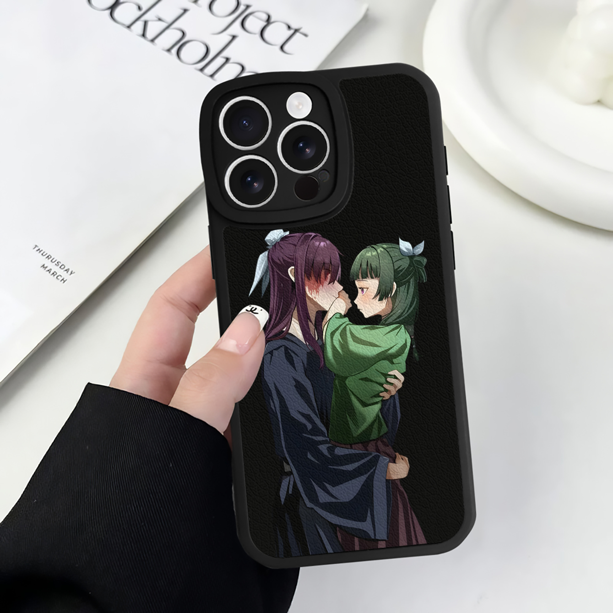 薬屋のひとりごと The Apothecary Diaries 【iPhone 16シリーズ対応】シリコンスマホケース（レザー調） 材質：シリコン